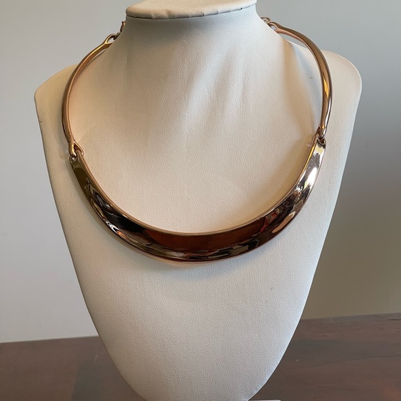 Rose gold articulated torque style choker no scratch marked China - Picture 3 of 3